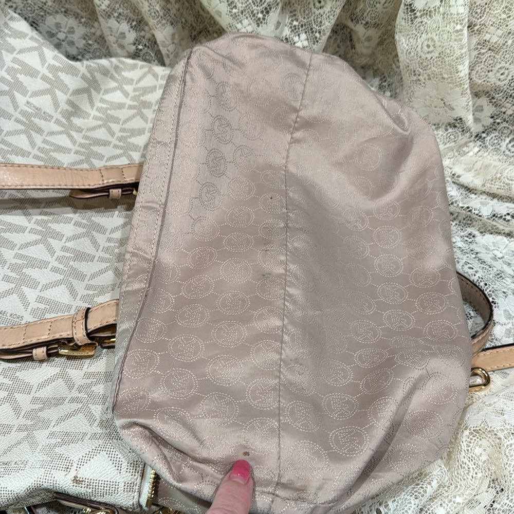 Michael Michael Kors Jet Set Beige Monogram Tote and Crossbody 16 X 13 X 5 - Picture 12 of 15